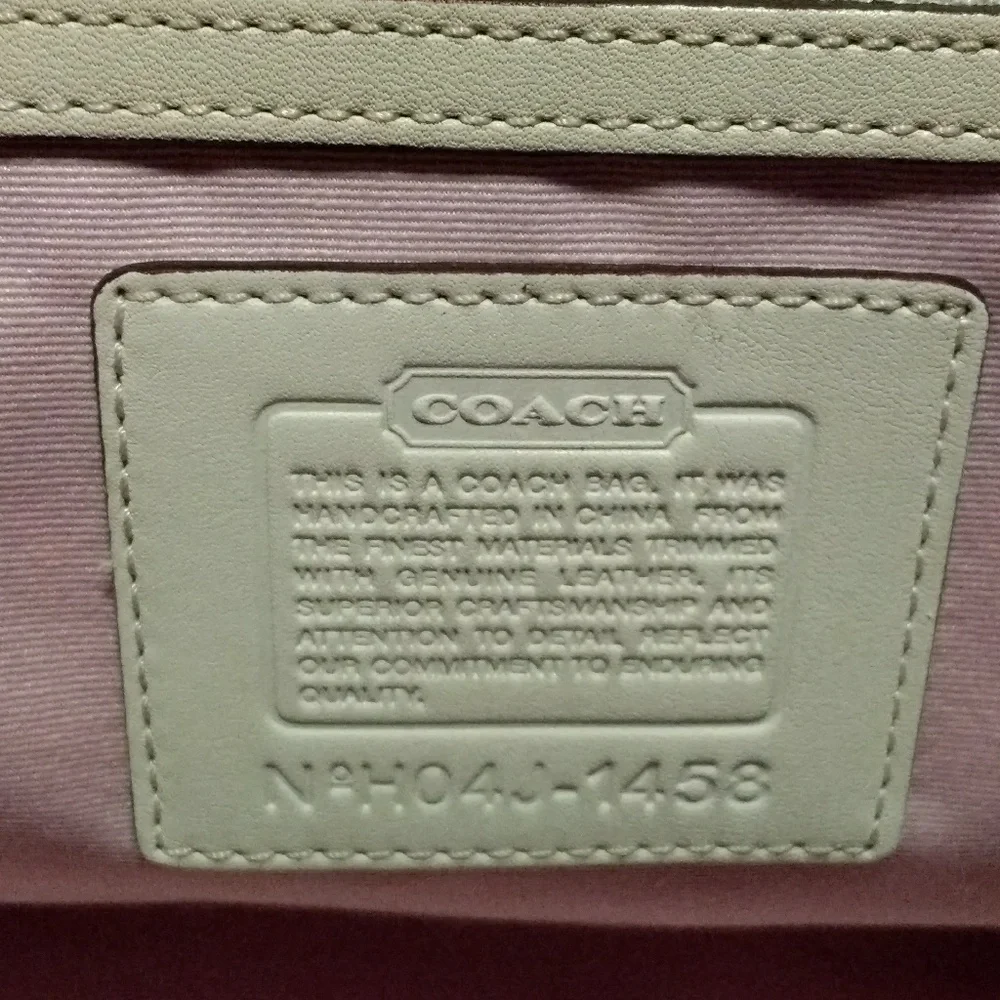 NWOT Coach Hampton Soho Flap Satchel